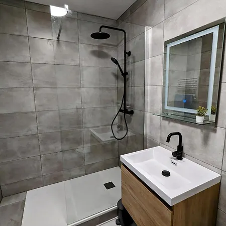 شقة Close To Train Station, Secure Parking *